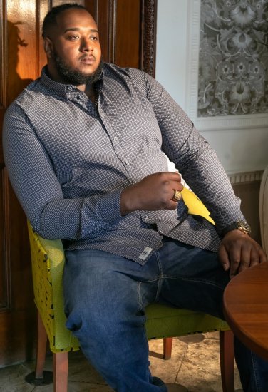 D555 MORGAN Micro AOP Long Sleeve Shirt With Concealed Button Down Collar Navy - Herrenhemden - Herrenhemden in großen Größen