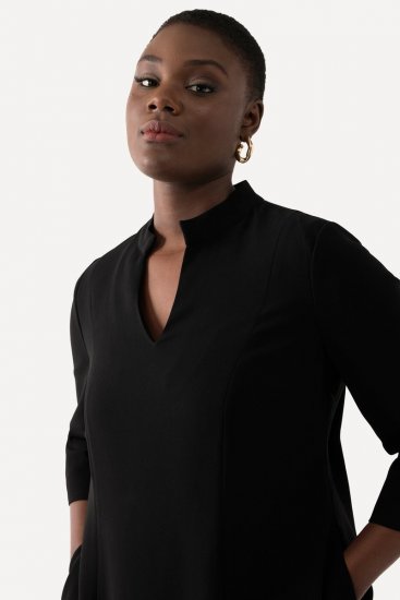 Ulla Popken 823290 Midikleid mit V-Ausschnitt Schwarz - Midikleider - Midikleider in großen Größen