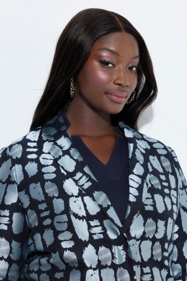 Ulla Popken 843937 Gemusterter Strukturblazer Dunkelblau - Blazer - Blazer für Frauen in Großgrößen