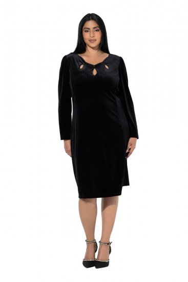 Ulla Popken 845573 Langärmliges Samtkleid Schwarz - Abendkleider - Abendkleider für Damen in großen Größen