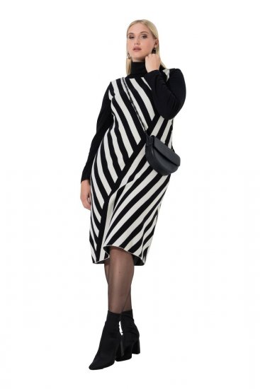 Ulla Popken 845784 Gestreiftes Strickkleid Schwarz - Sommerkleider - Große Größen: Leichte Sommerkleider