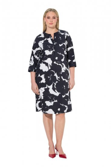 Ulla Popken 848061 Geblümtes Midikleid mit 3/4-Ärmeln Schwarz - Midikleider - Midikleider in großen Größen