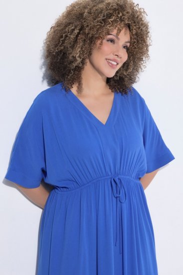 Ulla Popken 848224 Kurzärmliges Maxikleid mit V-Ausschnitt Blau - Maxikleider - Große Größen: Lange Maxikleider