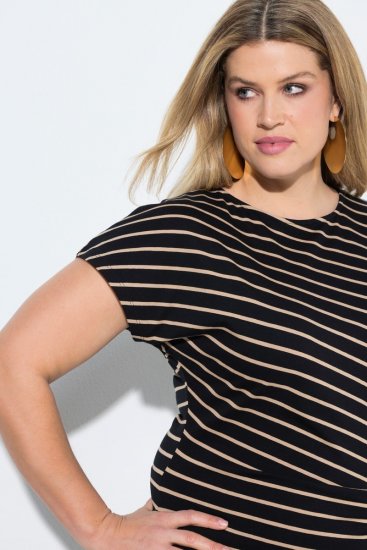 Ulla Popken 848921 Gestreiftes Jerseykleid mit Bindegürtel Schwarz - Maxikleider - Große Größen: Lange Maxikleider