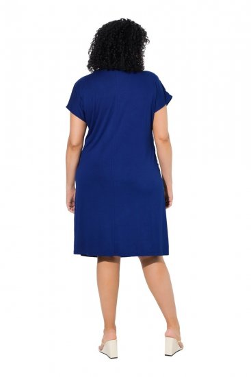 Ulla Popken 849033 Kurzärmliges Chiffonkleid mit V-Ausschnitt Dunkelblau - Kleider - Kleider für jede Größe