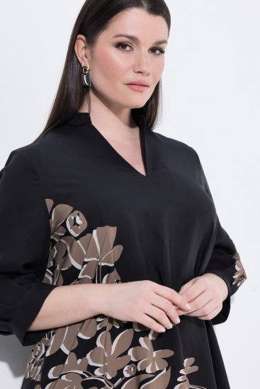Ulla Popken 849423 Geblümtes Kleid mit 3/4-Ärmeln Schwarz - Maxikleider - Große Größen: Lange Maxikleider