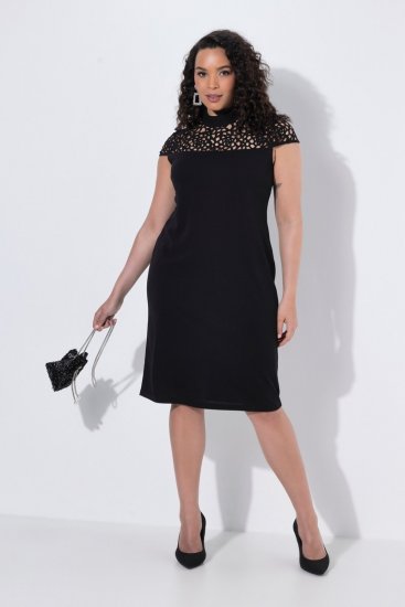Ulla Popken 853808 Kurzärmliges Kleid mit Rollkragen Schwarz - Kleider - Kleider für jede Größe