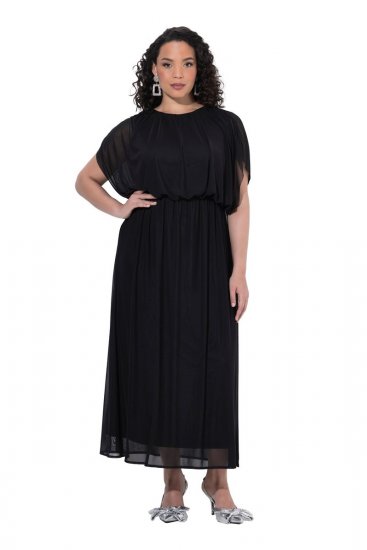 Ulla Popken 854031 Kurzärmliges Chiffonkleid Schwarz - Abendkleider - Abendkleider für Damen in großen Größen