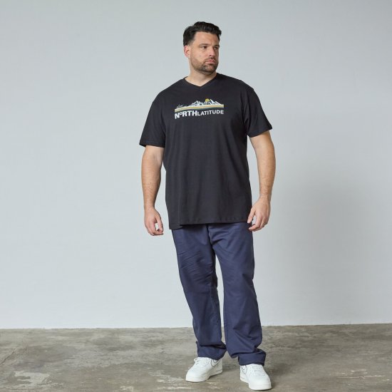 North Latitude Mountain T-Shirt V-Neck Schwarz - TALL T-shirts - Extra lange T-Shirts Herren