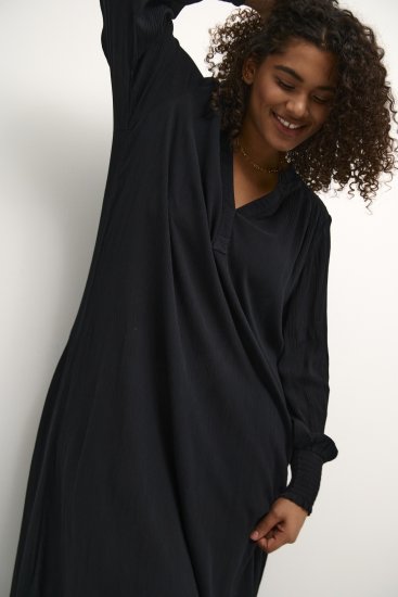 Kaffe Curve Miriam Ami Kleid Tiefschwarz - Kleider - 