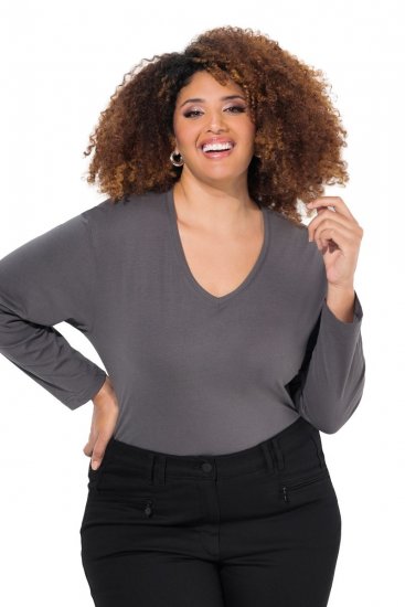 Ulla Popken Back To Basics V-Neck Relaxed Fit Cotton Tee Graphite Grey - T-Shirts - Damen-T-Shirts in großen Größen