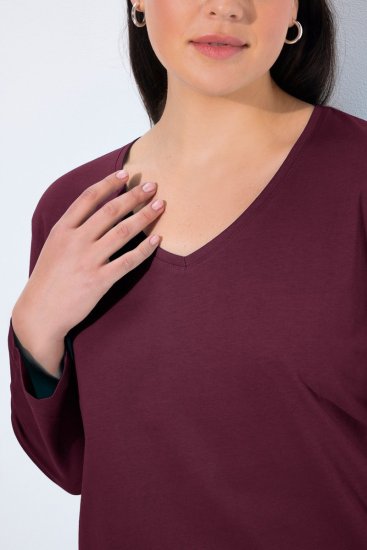 Ulla Popken Back To Basics V-Neck Relaxed Fit Cotton Tee Dark Berry - T-Shirts - Damen-T-Shirts in großen Größen
