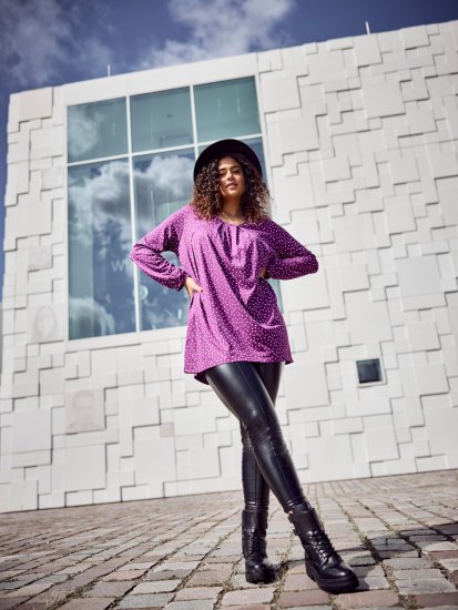 Ulla Popken Pleated Confetti Print Long Sleeve Tee Light Plum - Bedruckte T-shirts für damen - 