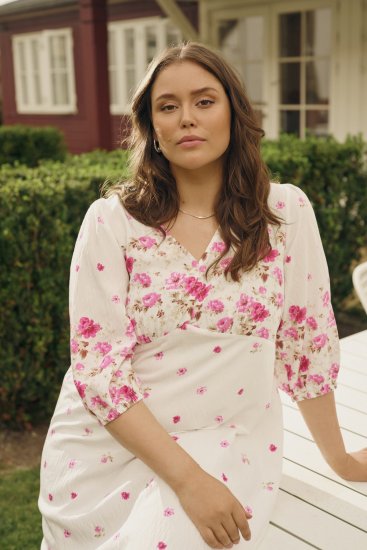 Kaffe Curve Rosa Midi Dress White Rose Border Flower - Kleider - 