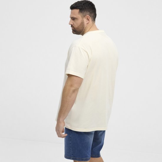 North Latitude T-Shirt Eggplant Off-White - Herren-T-Shirts - Herren-T-Shirts in großen Größen