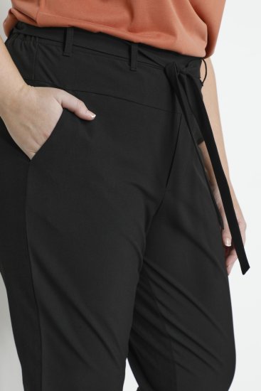 Kaffe Curve Jia Hose mit Gürtel Tiefschwarz - Jeans & Hosen in Großen Größen – Plus Size - 