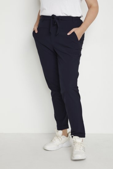 Kaffe Curve Jia Hose mit Gürtel Mitternachtsmarine - Jeans & Hosen in Großen Größen – Plus Size - 