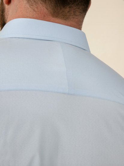 D555 Lucas Fleckenabweisendes Bügelfreies Stretch-Kurzarmhemd Hellblau - Herrenhemden - Herrenhemden in großen Größen