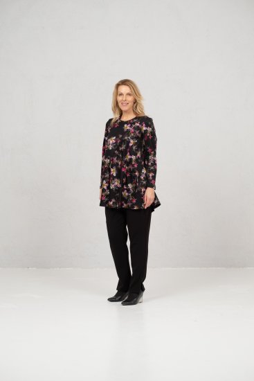 Scandinavian Caramel Flowers Tunic Red and Pink - Bedruckte T-shirts für damen - 