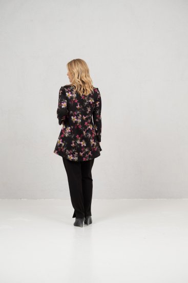 Scandinavian Caramel Flowers Tunic Red and Pink - Bedruckte T-shirts für damen - 